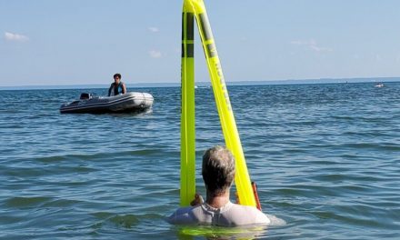 Wearable inflatable that can be Seen Easily